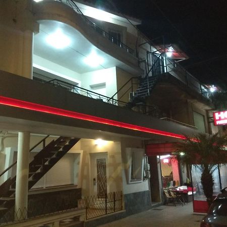 Petit Rivera Hotel Esterno foto